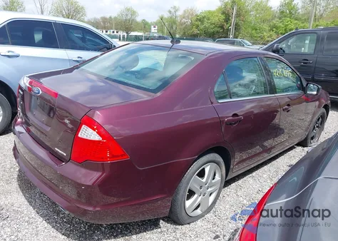 2011 Ford Fusion Se z USA, uszkodzony, nr VIN 3FAHP0HG9BR330048